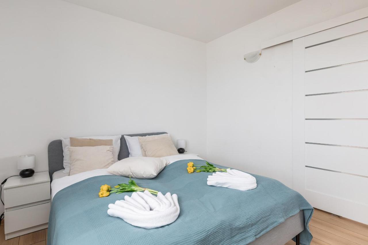 Apartament Przy Plazy - Campingowa - Widok Na Morze By Noclegi Renters Мендзиздрое Екстериор снимка